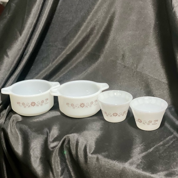 PYR-O-REY DYNAWARE Termocrisa Milk Glass Brown Daisy Ramekins (2) & Cups (2) - Picture 9 of 11